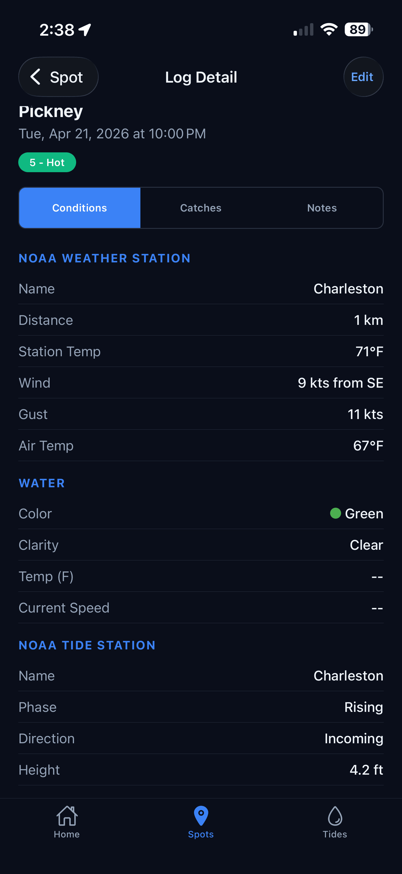 Inshore log detail screen listing the conditions captured for a trip: weather station, wind, water temperature and tide station